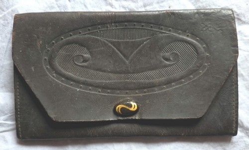Vintage 1930s 40s - a, brown
