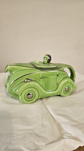 Vintage 1930s sadler - vintage, racing