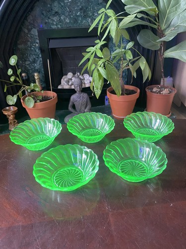 Vintage bagley green uranium - bagley,