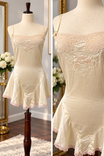 Vintage 1930 ivory step - vintage, 1930’s