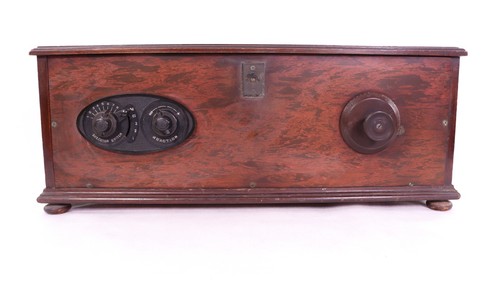 Vintage valve radio - vintage,